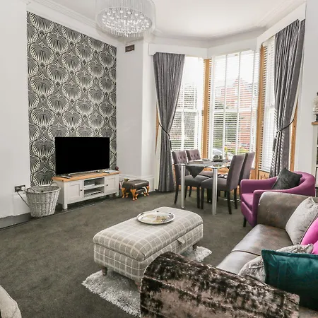 Apartament Esplanade Gardens, 1 *
